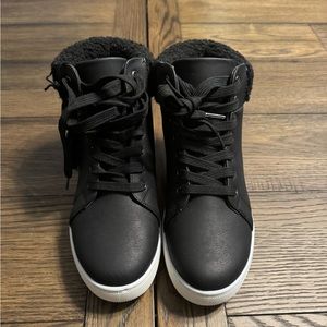 Black Sonoma Hightop Sneaker